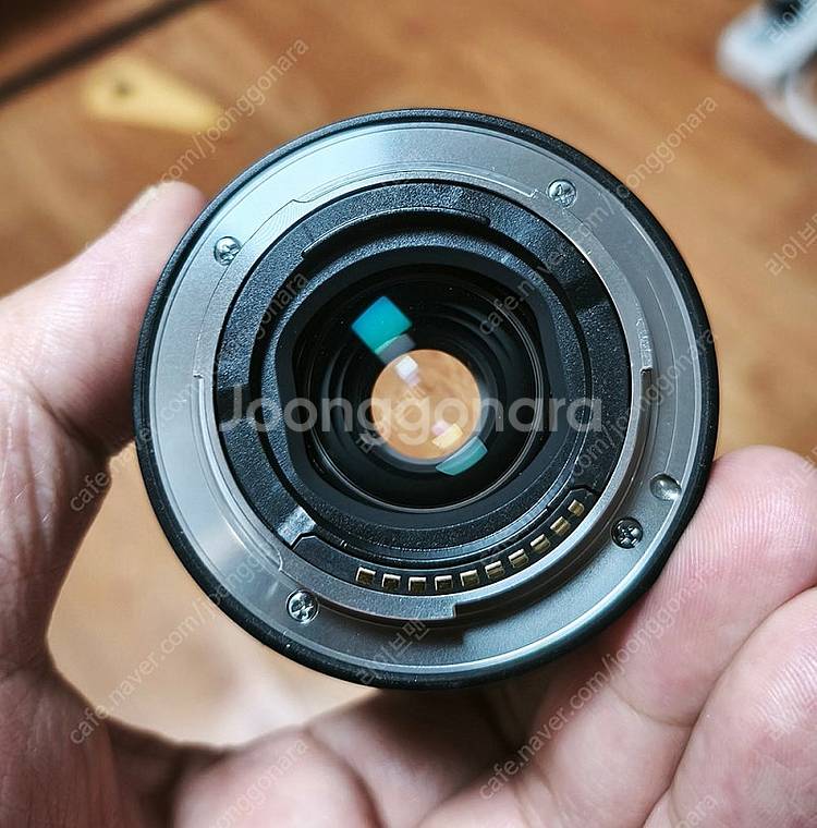 소니 FE 40mm F2.5G 렌즈 팝니다.--2