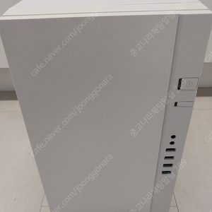 컴퓨터 본체 ( i7 - 7700K )