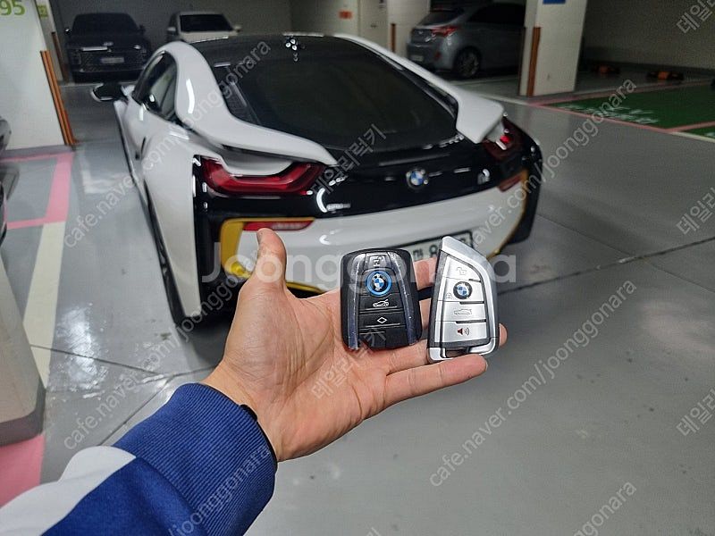 BMW 전기차 슈퍼카 i8 모든연식 자동차키 분실시 긴...--2