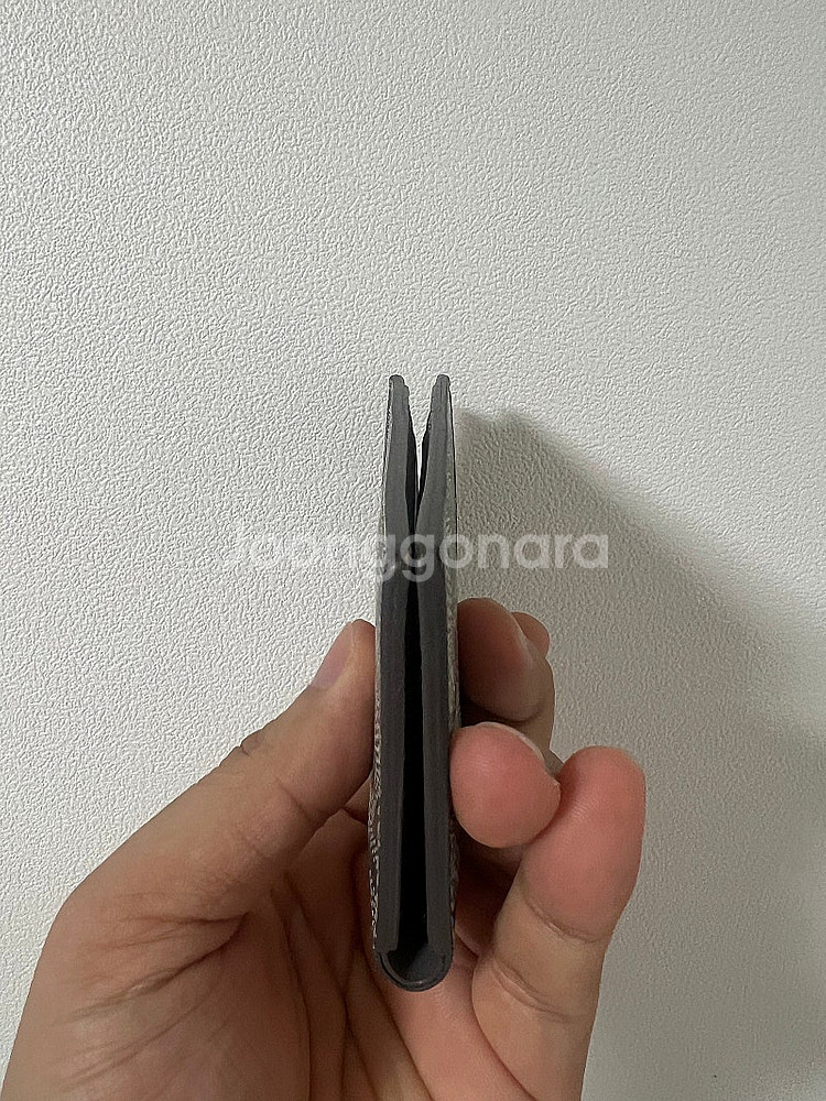고야드 생피에르 그레이 팝니다.--3