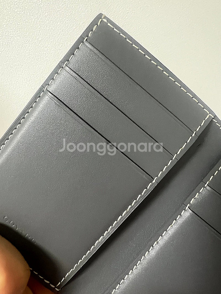 고야드 생피에르 그레이 팝니다.--4