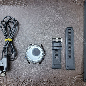 가민(Garmin) 디센트 MK2i 다이빙 컴퓨터 팝니다.(택배비 포함)