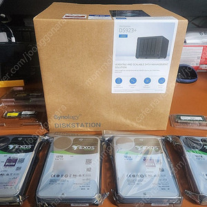 시놀로지 DS923[미개봉]+정품램8G+HDD 48TB