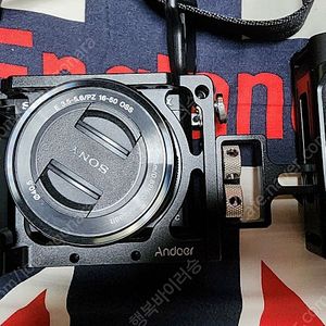 소니 미러리스 a6000 팝니다. (케이지, 그립, 악세서리 등 포함)