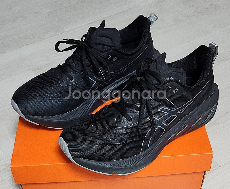 아식스 노바블라스트 4 블랙 그라파이트 asics--0