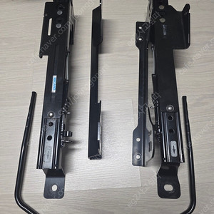 레카로 레일+레일브라켓+옵셋타입 사이드서포터 판매합니다