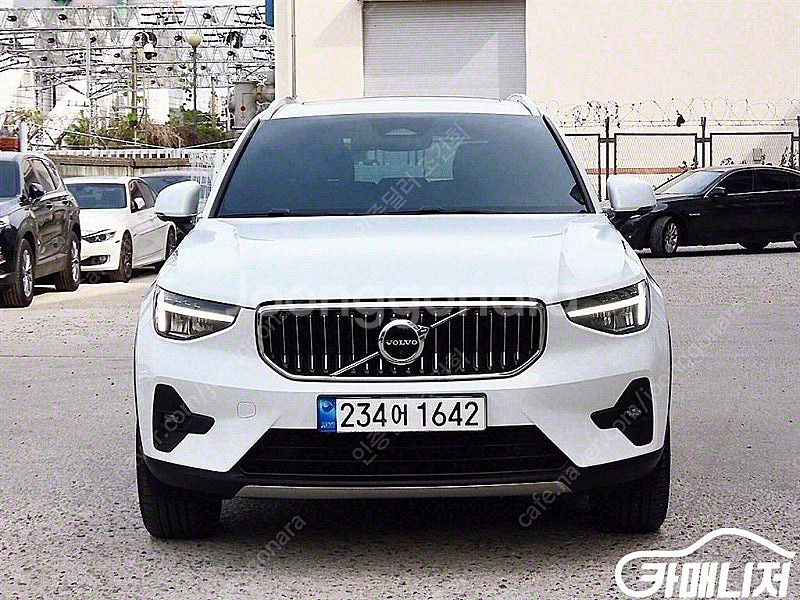 [볼보]XC40 B4 AWD 얼티메이트 브라이트 ★중고...--0