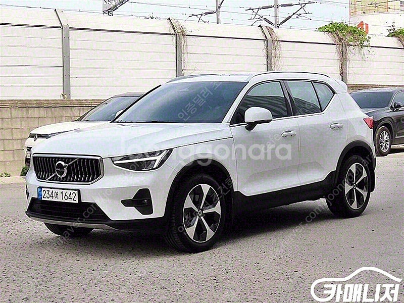 [볼보]XC40 B4 AWD 얼티메이트 브라이트 ★중고...--2