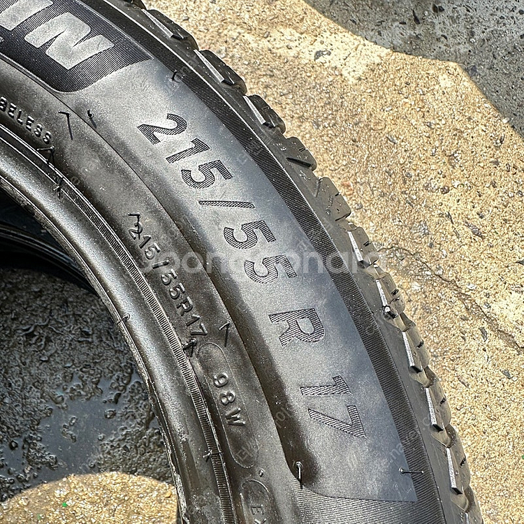 215 55 17 미쉐린 크로스 클라이밋2 중고 타이어...--2
