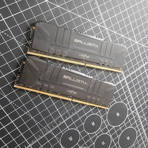 마이크론 BALLISTX DDR4-3200 8GB X 2 램 (총16GB)