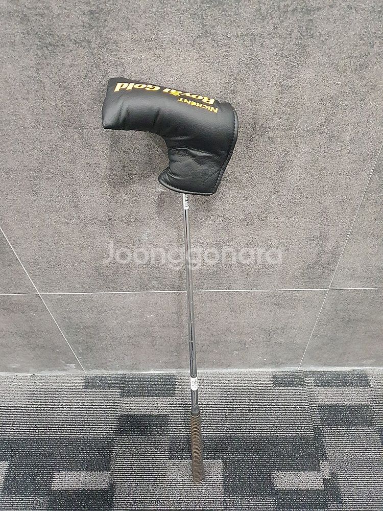 닌켄트 로얄 골드 거의 새상품--0