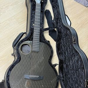 엔야 NEW EM-X4 Pro Mini 카본 기타 신품상태