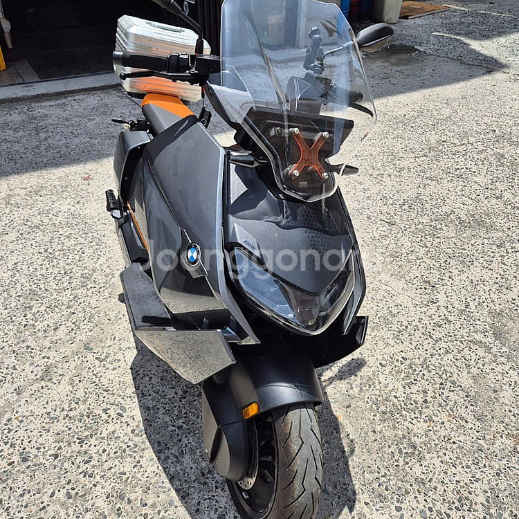 bmw ce04--2
