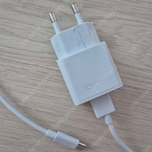 휴대폰 충전기 새거