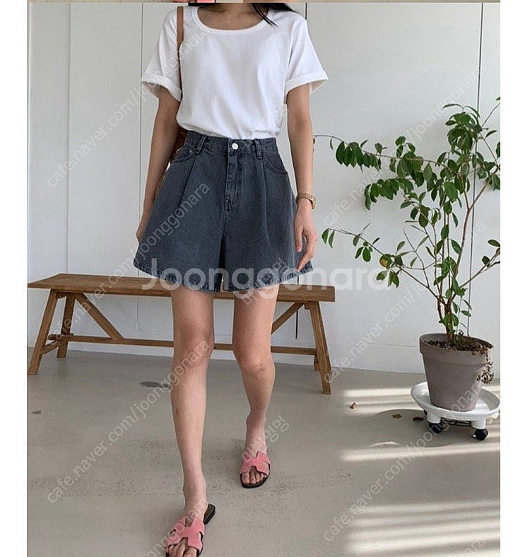 그레이 숏팬츠 (한섬 드마르 어라운드율 타임 마인 )--2