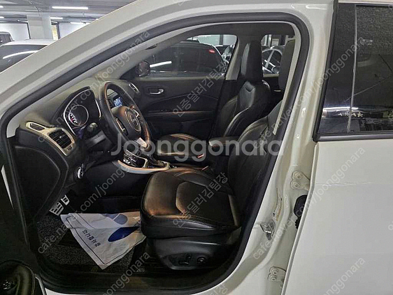 지프 컴패스 2세대 24 AWD 론지튜드 중고차 판매합...--9