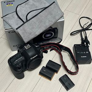 캐논 5D MARK IV + EF 24-70(신계륵) 팜