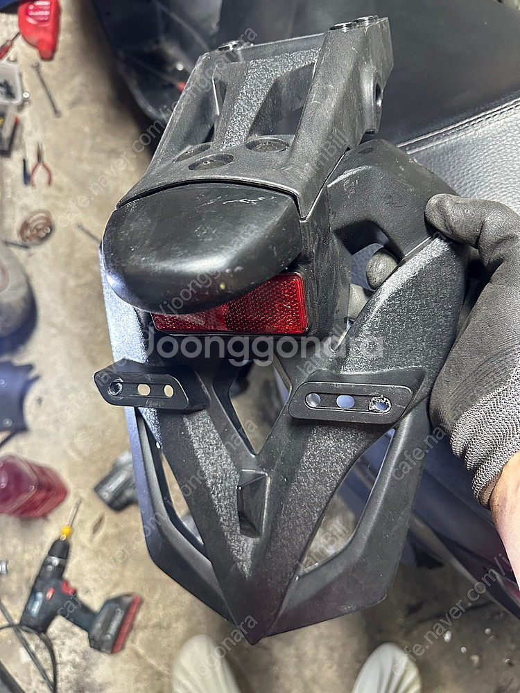 티맥스 뒤휀더 번호판--0