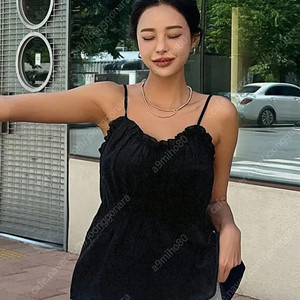 (새상품) 블랙 나시 새상품 착샷있어요 5천원에올려요