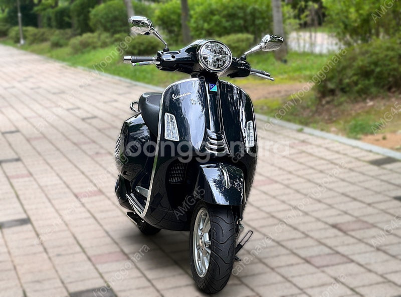24년식 베스파 GTS 300 ABS 스마트키 블랙불카...--0