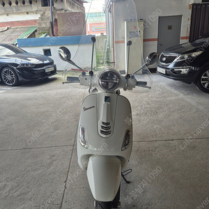 2021년식 베스파 lx125 화이트 팝니다