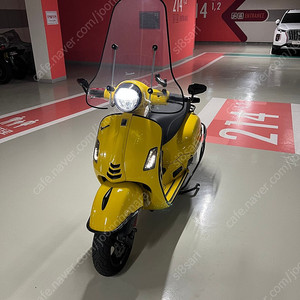 베스파 gts300 판매합니다.