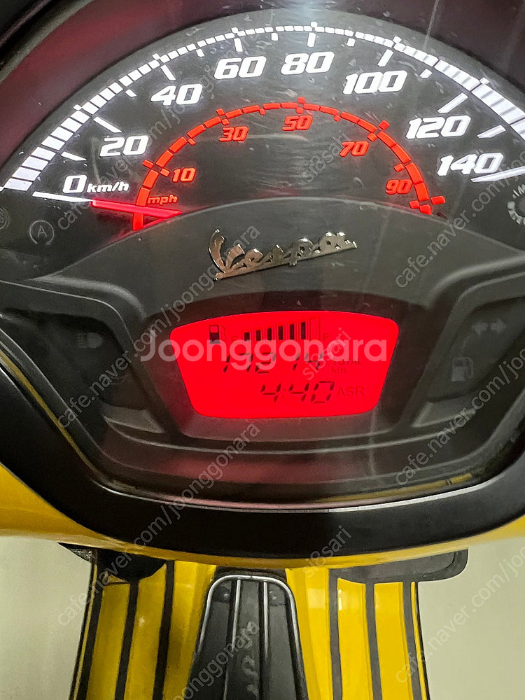 베스파 gts300 판매합니다.--7