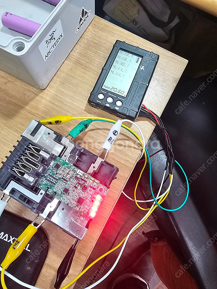 마끼다 밀워키 디월트 등등 각종 리튬배터리 수리해드립니다--6