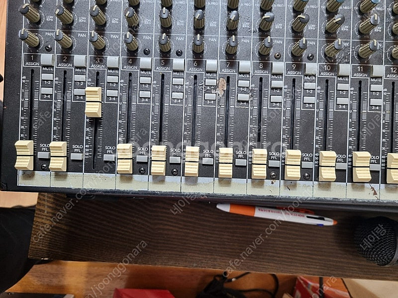 Mackie CFX16 MIXER 믹서기 판매합니다~~--1