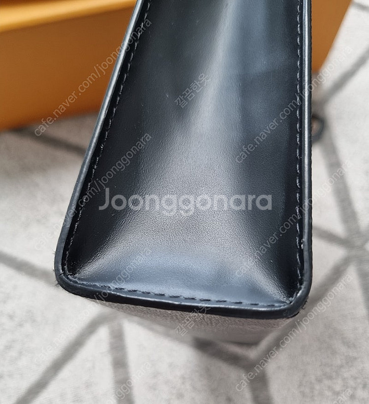 백화점판 루이비통 포쉐트 보야주 클러치 가방--4