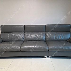 리바트 4인용 쇼파 (물소가죽) 판매합니다.