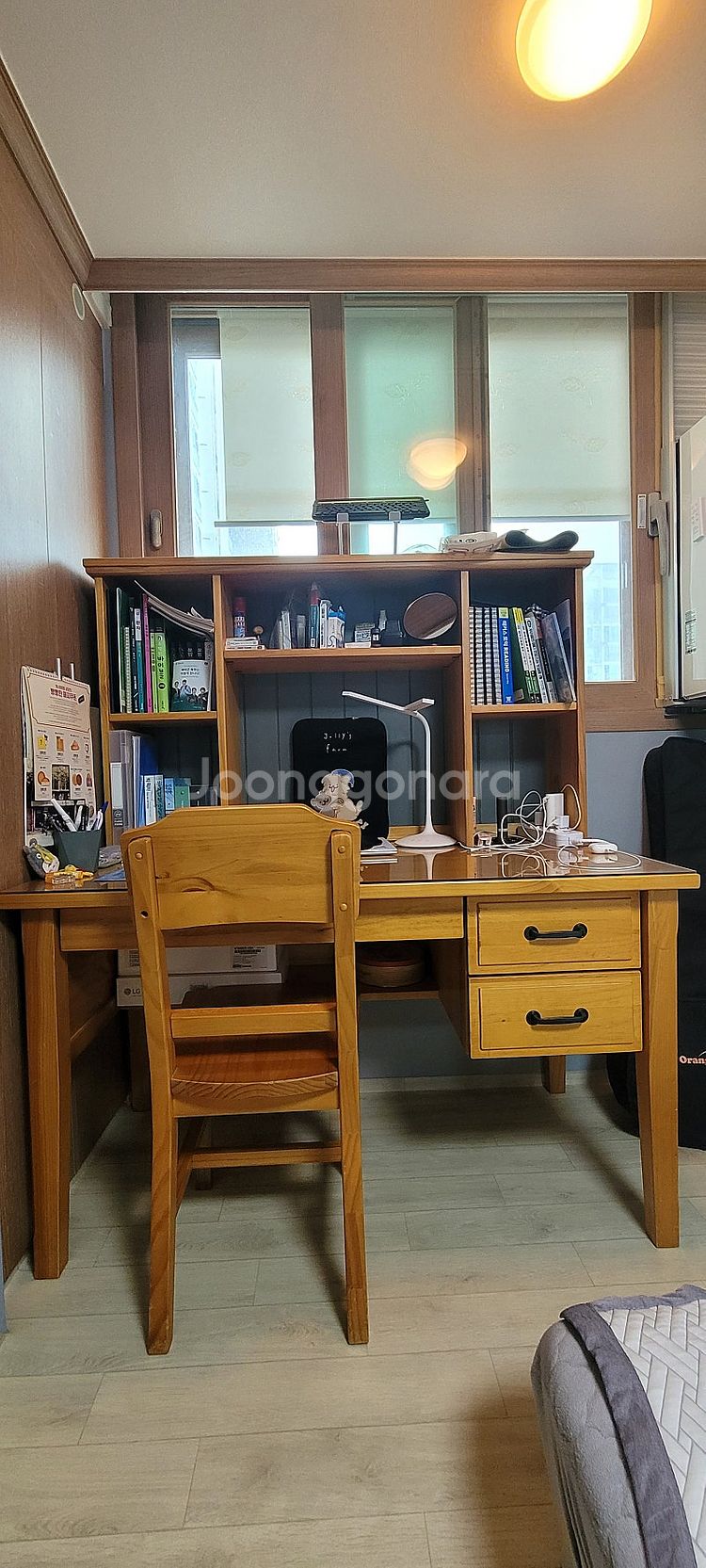 마들렌상점 책상 및 의자--0