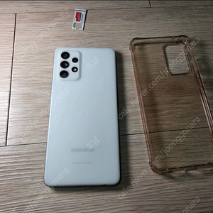 서울] 갤럭시 A52S 128gb 화이트 + 128gb 외장메모리 판매합니다.