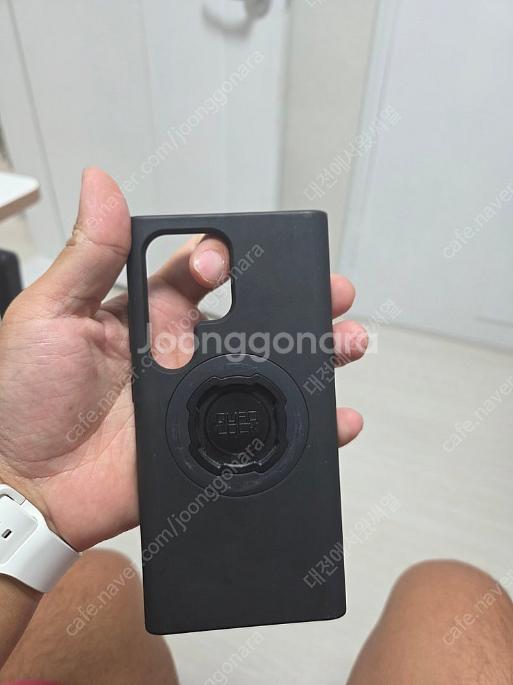 쿼드락 맥세이프 케이스 갤럭시 울트라 24 팝니다--0