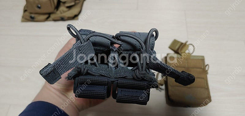 미사용 신품 ) 서바이벌 게임용 정품 파우치 판매합니다--6