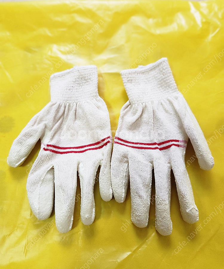 이중 천연라텍스 반코팅 면장갑힌색 판매합니다--2