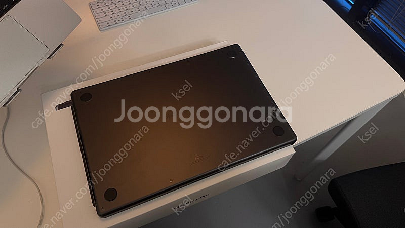 맥북 프로 16 M4 Max 48GB 1TB 스페이스블...--1