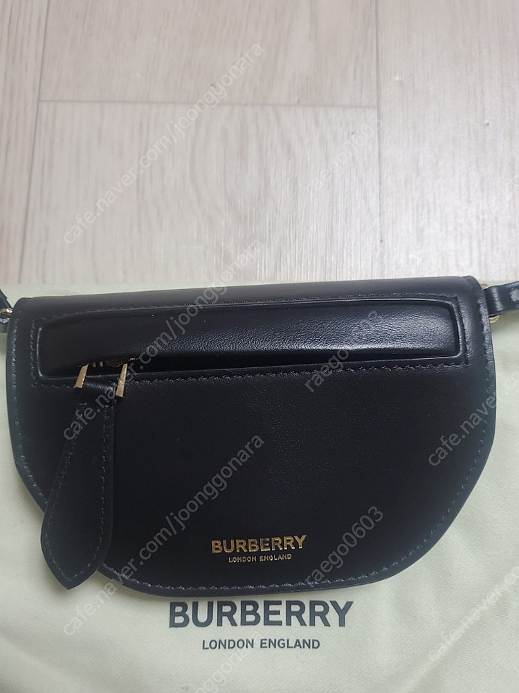 버버리 올림피아 미니 크로스백 이미지