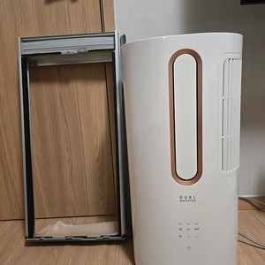 파세코 창문형 에어컨 PWA-M3100WG 팝니다