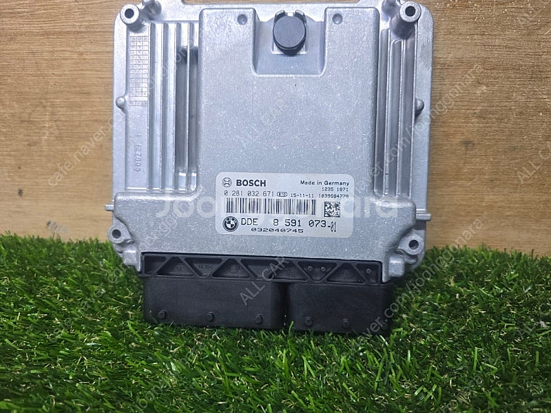 BMW F20 118D ECU 8 591 073-01 ...--1
