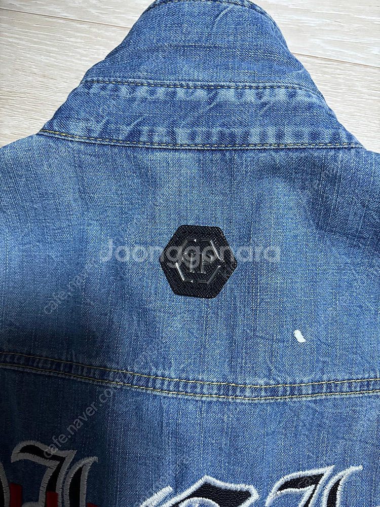 [L] 필립플레인 페인팅 레더자수 데님 셔츠--7