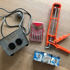 미니드라이버세트, 필립스 할로겐 전구,실리콘건, 변압기 일괄
