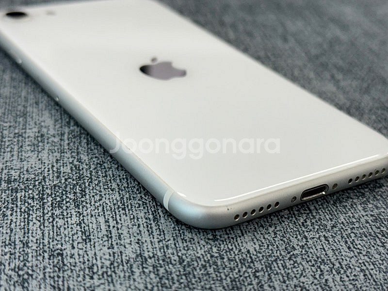 (자급제S급)아이폰SE2 화이트 256G 미파손 깨끗한 단말기 실사용 추천 20만 판매해요--7