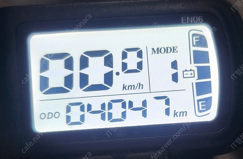 모토벨로 전기자전거 XT7 36V 19.2A--4