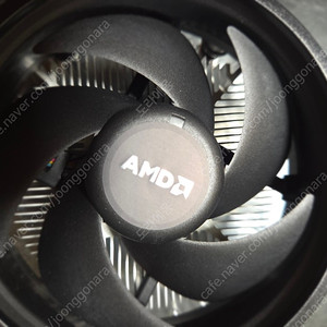 AMD CPU 정품 쿨러 팝니다.
