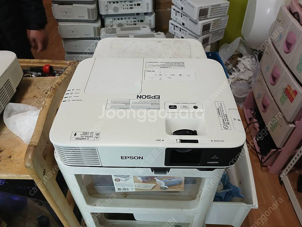 엡손빔프로젝터5200안시10만원15만원 두가지팝니다EB...--6
