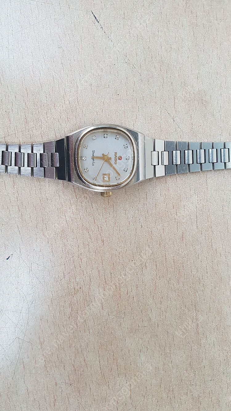 빈티지 라도 샹그릴라 자동 시계 이미지