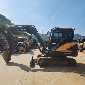 중고굴삭기 현대 HX60AMT 2021년식 저가동 장비, 코끼리집게, 회전라인 장착, 경북 고령소재