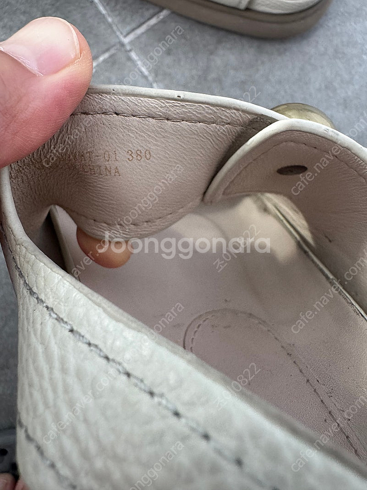 슈콤마보니 오브샌들 380(250사이즈)--4