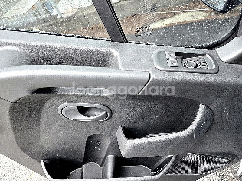 21.뉴마스터3인승캠핑카(신규제작,S모델,인산철600A...--6